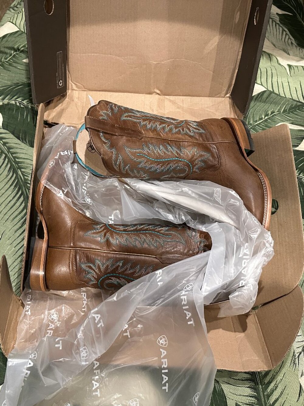 ARIAT Women's Frontier Tilly Wide Square Toe Cowboy Boot Size 7.5 NEW IN BOX